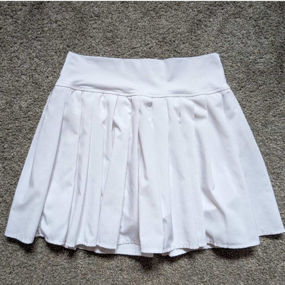 No Boundaries White Tennis Skirt, Workout Skirt Size Small